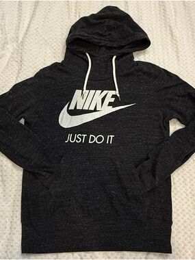 Nike Black Heather Women’s Size Medium Thin Long-sleeve hooded shirt EUC